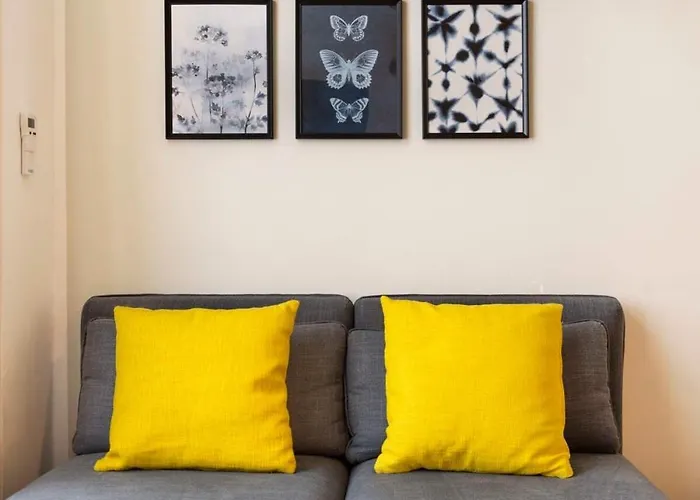 Great Close To Kudamm *