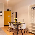 Great Close To Kudamm Lägenhet *